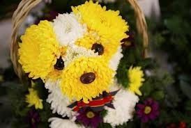 sculpture chien en fleurs