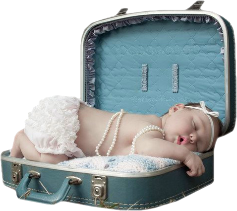bébé dans la valise